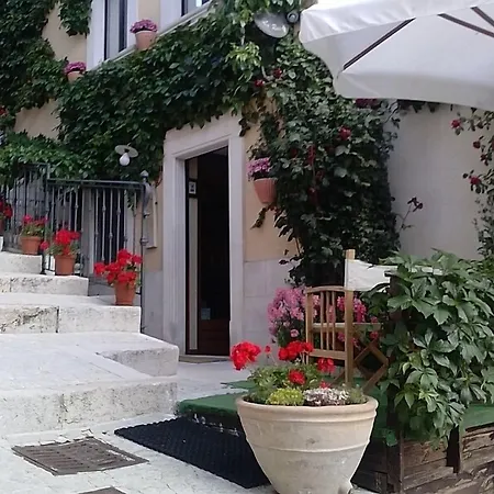 فندق مبيت وإفطار Garni La Rua-pescocostanzo بيسكوكوستانزو