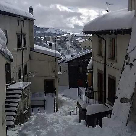 فندق مبيت وإفطار Garni La Rua-pescocostanzo بيسكوكوستانزو