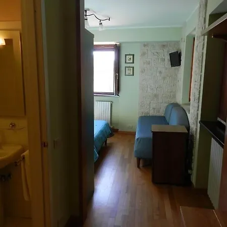 Garni La Rua-pescocostanzo فندق مبيت وإفطار بيسكوكوستانزو